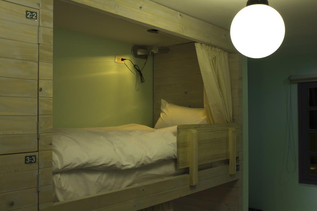 12:12 Hostels ボゴタ エクステリア 写真